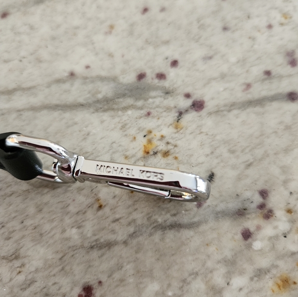 NWT ☆ Michael Kors Shoulder Strap, Brand NEW! - Picture 3 of 3